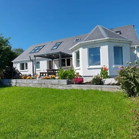 Atlantic Retreat Апартаменты Кинварра